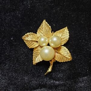 Golden Vintage Flower Brooch Pin